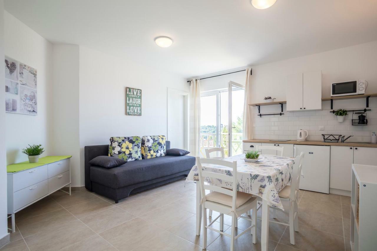 Apartmani Mariela Maslinica Phòng bức ảnh